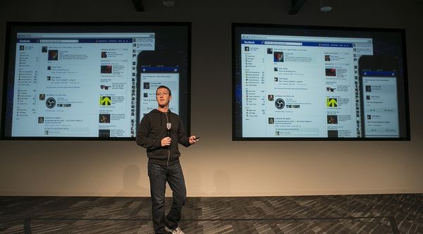 Zuckerberg jedným z najmenej zarábajúcich šéfov na svete