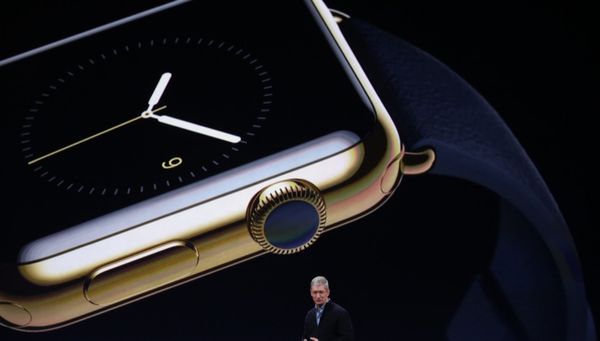 Infografika: 21 vecí, ktoré by ste si mohli kúpiť za cenu nových zlatých Apple Watch